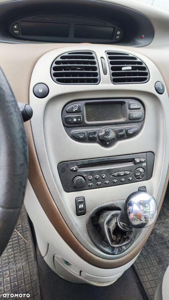 Citroën Xsara Picasso - 14
