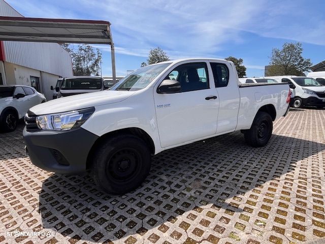 Toyota HILUX CLUB 4X4 150cv - 3