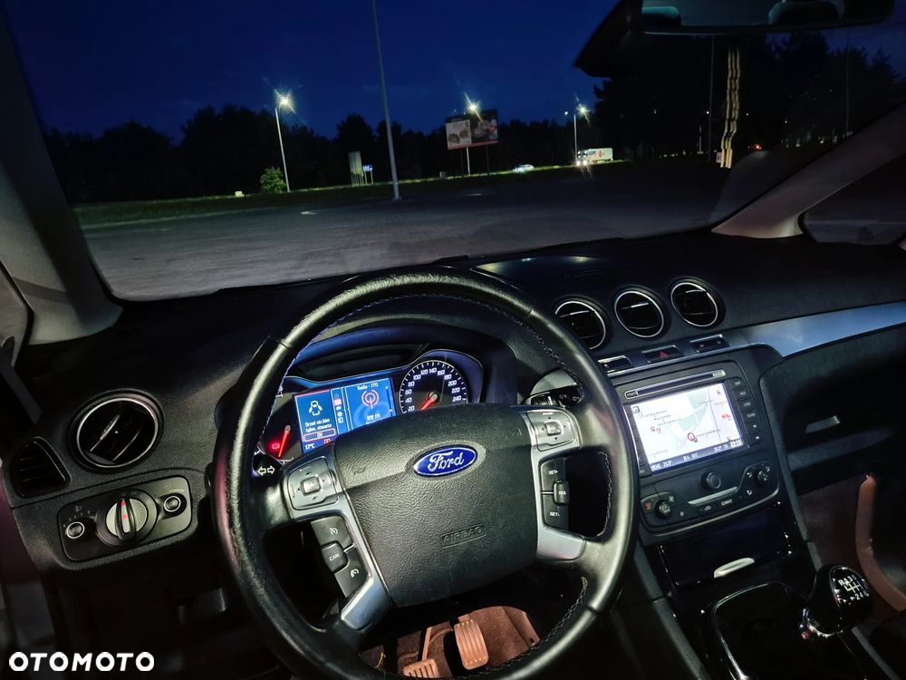 Ford S-Max 2.0 TDCi DPF Business Edition - 4