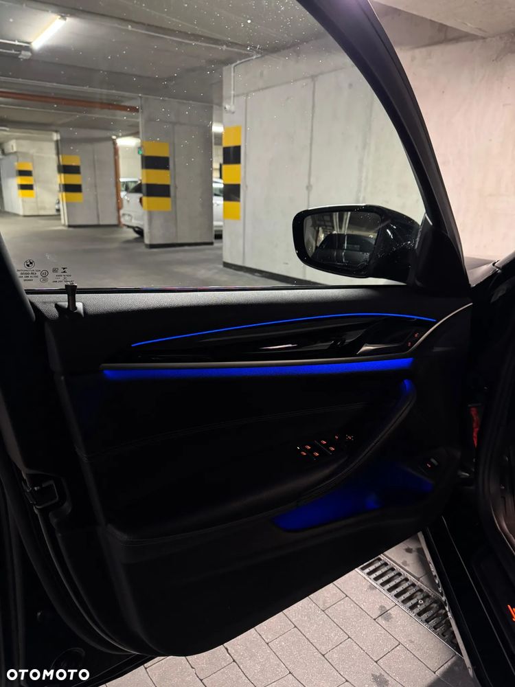 BMW Seria 5 518d Sport Line sport - 25