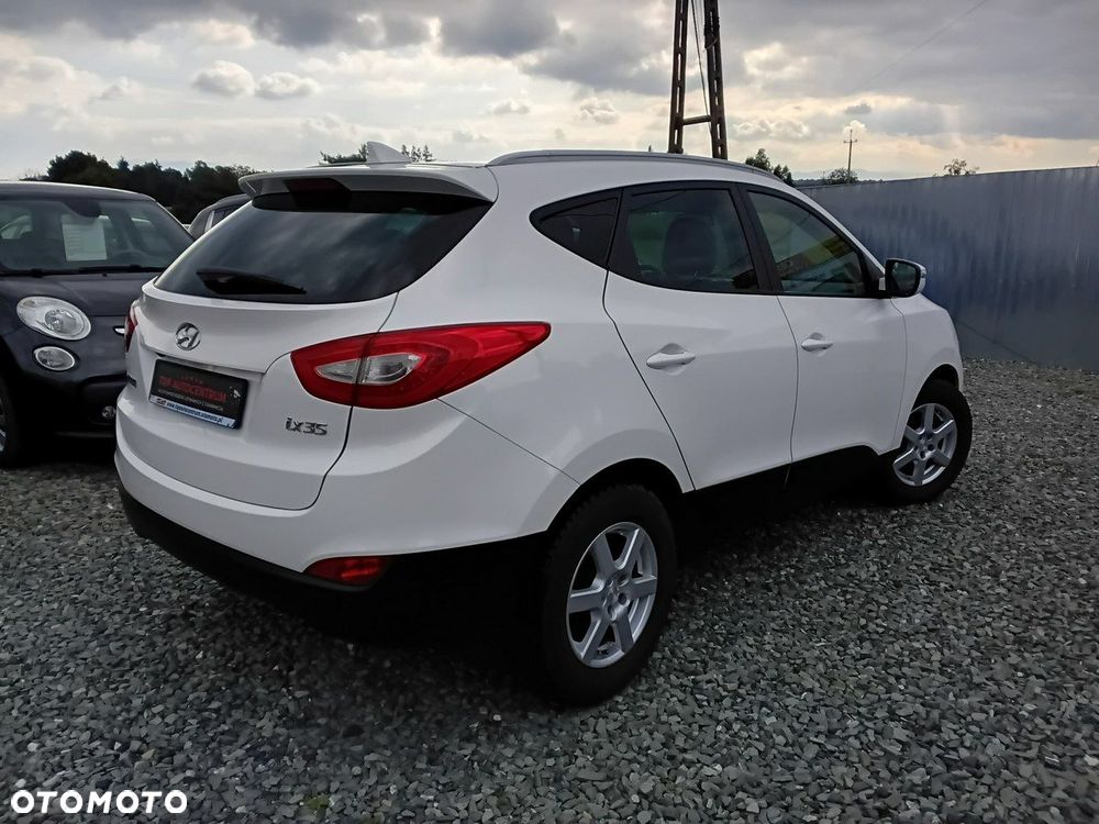 Hyundai ix35 1.6 2WD Fifa World Cup Edition - 2