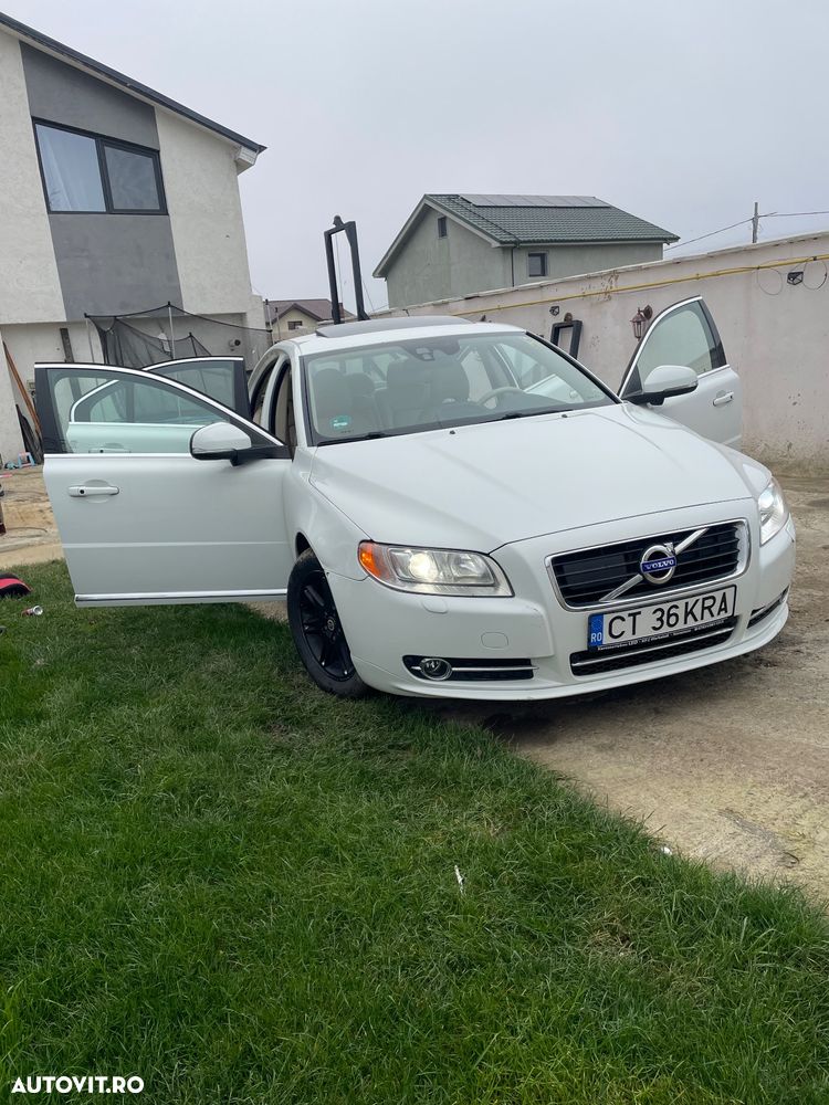 Volvo S80 - 2