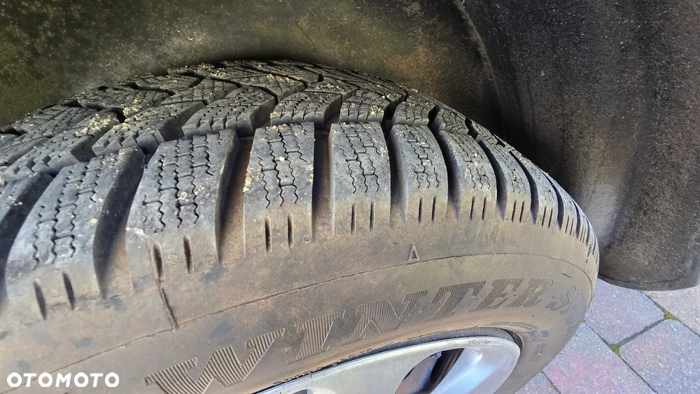Peugeot 407 1.6 HDI Premium - 14
