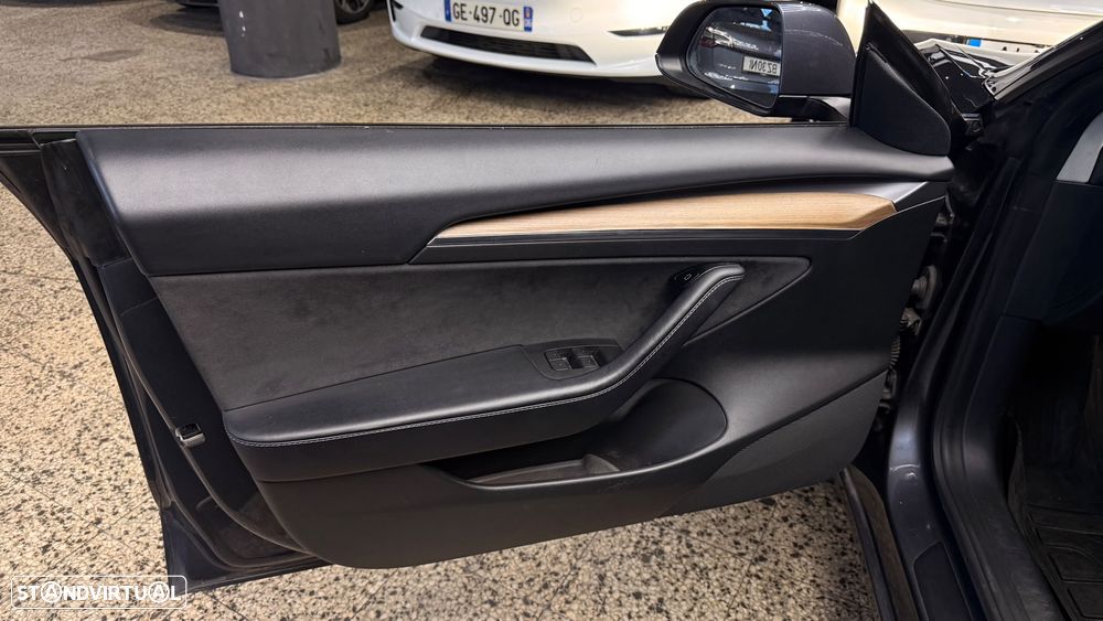 Tesla Model 3 Long Range Tração Integral - 18
