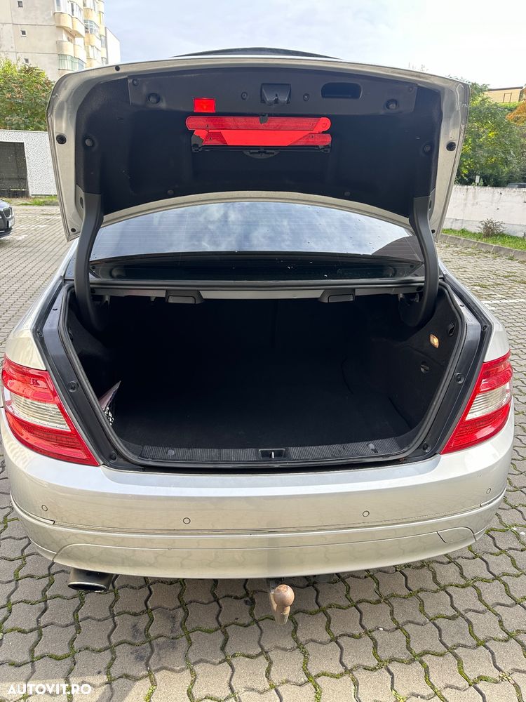 Mercedes-Benz C 220 CDI DPF Automatik Elegance - 9