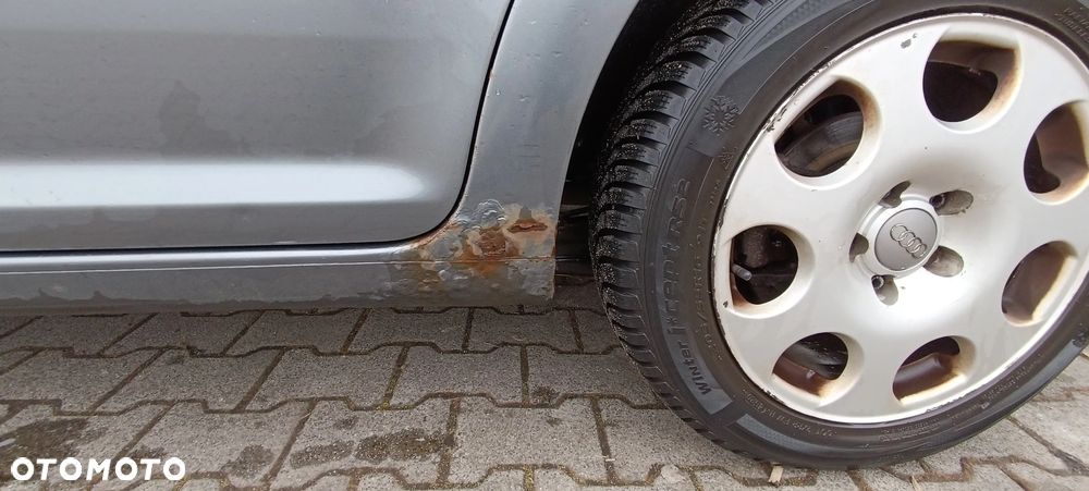 Volkswagen Touran - 23