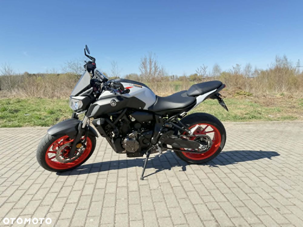 Yamaha MT - 1