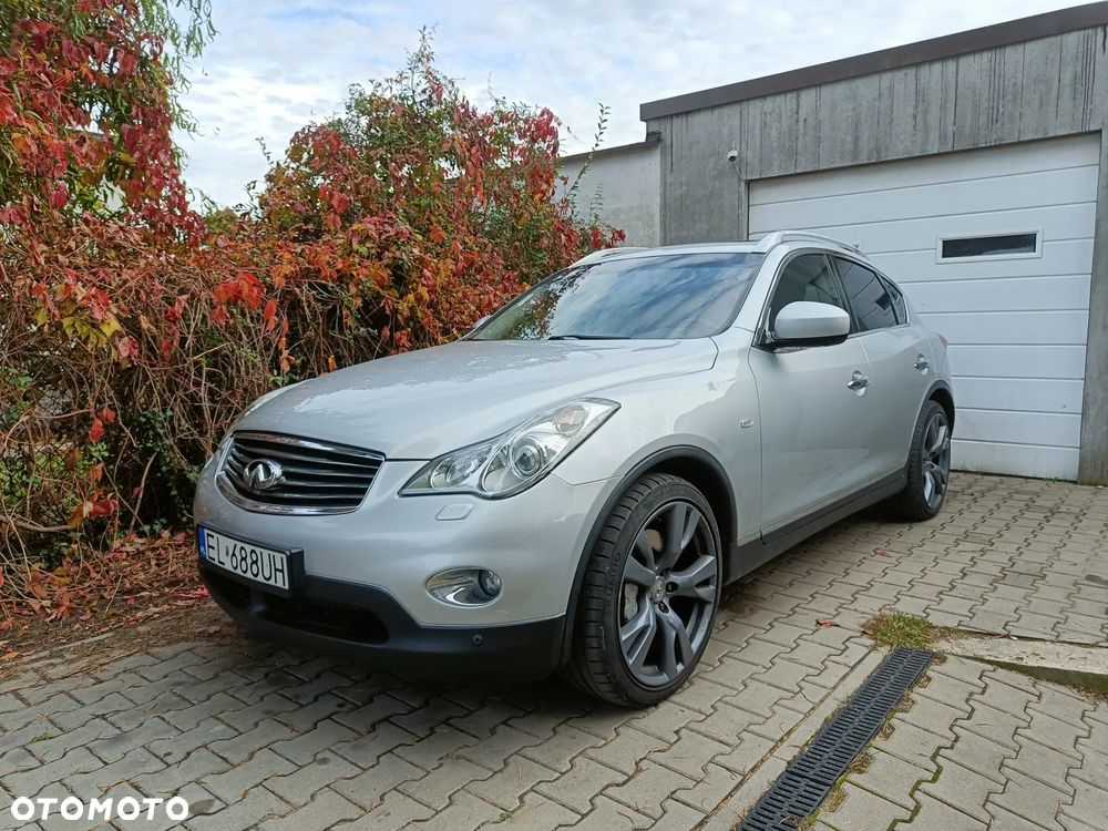 Infiniti EX - 1