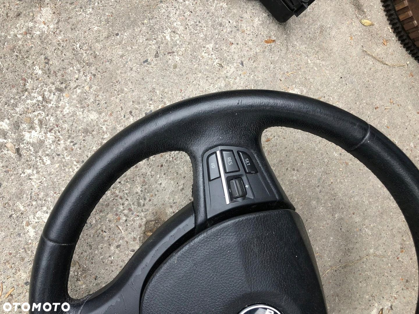 BMW 5 F01 F07 F10 F11 KIEROWNICA Z AIRBAGIEM SKORA - 2