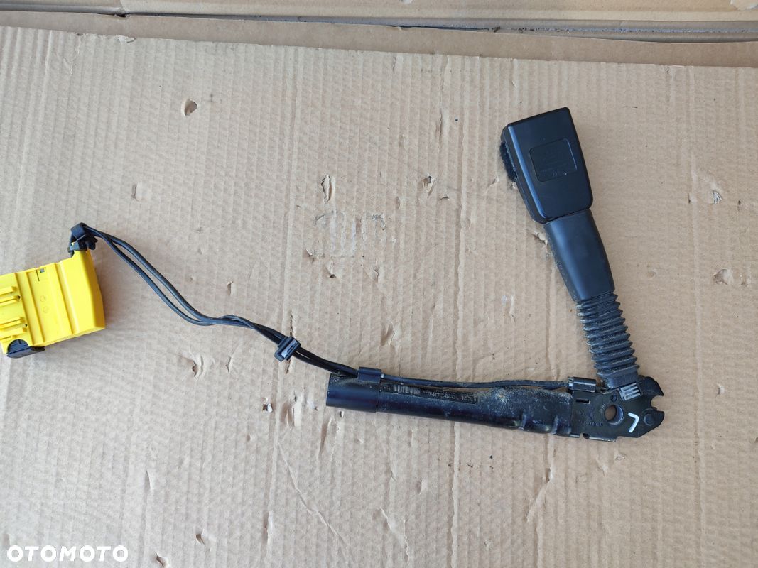Napinacz pasa lewy przód kierowcy BMW 1 E87 LIFT 340500608 - 1