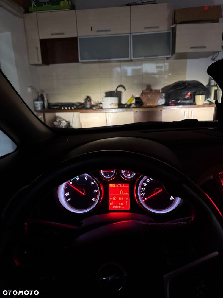 Opel Astra 1.7 CDTI - 12
