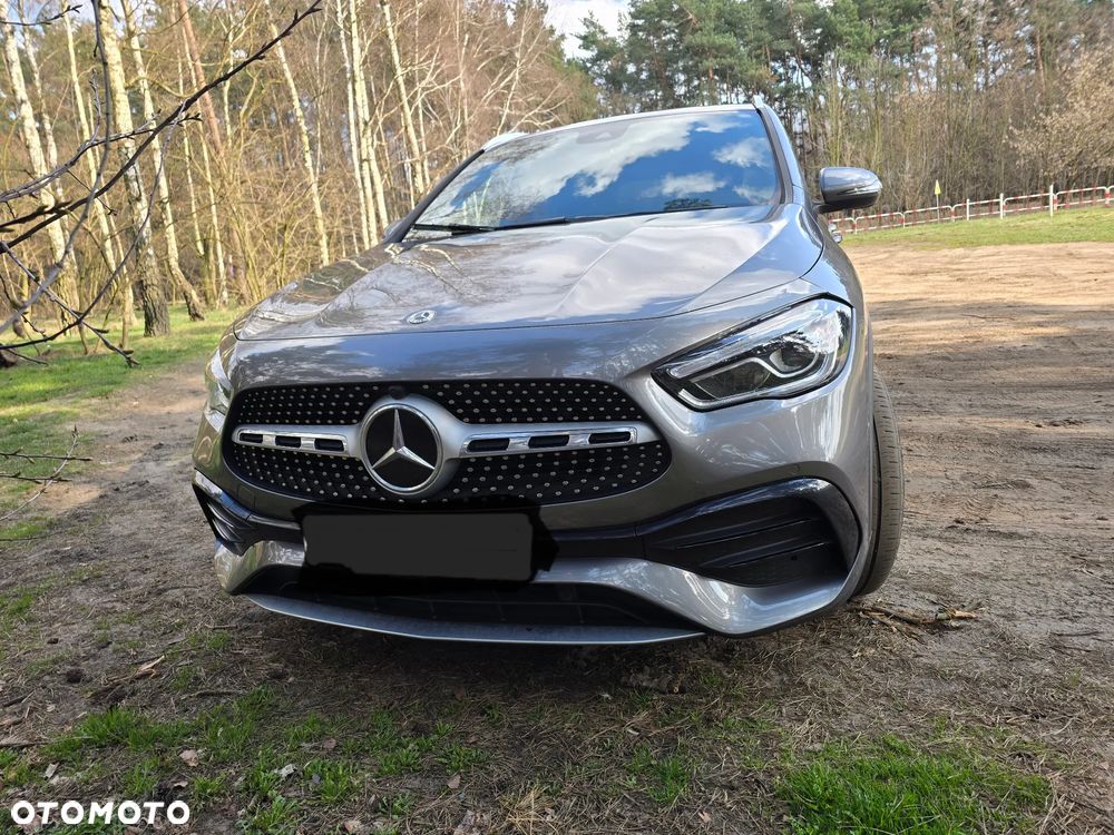 Mercedes-Benz GLA 200 d - 9