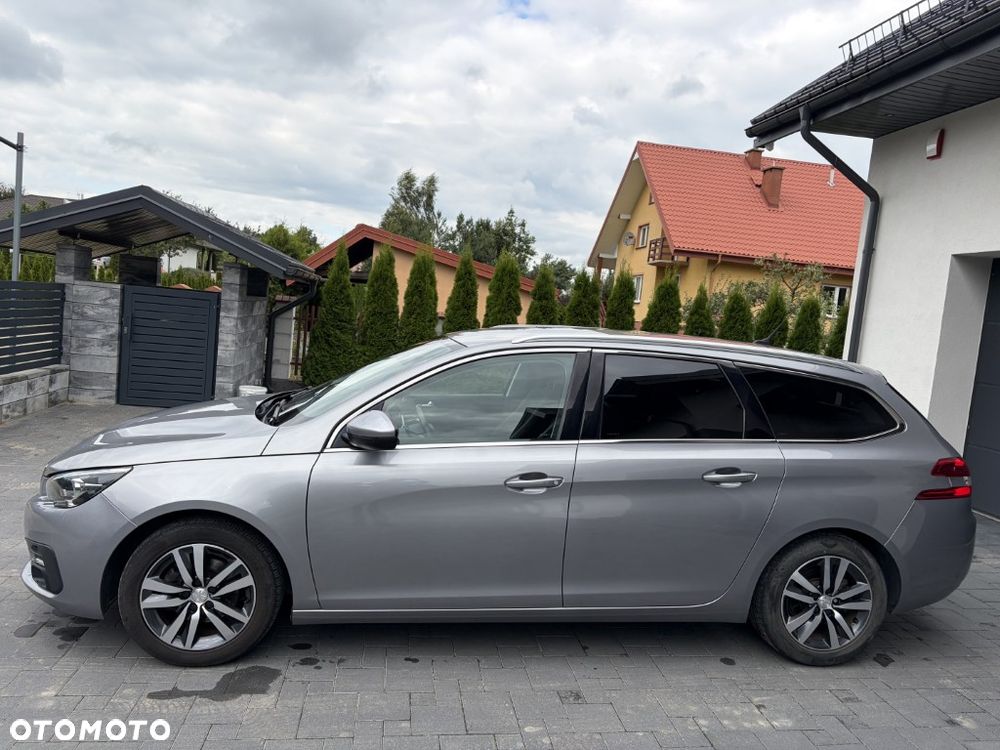 Peugeot 308 - 4
