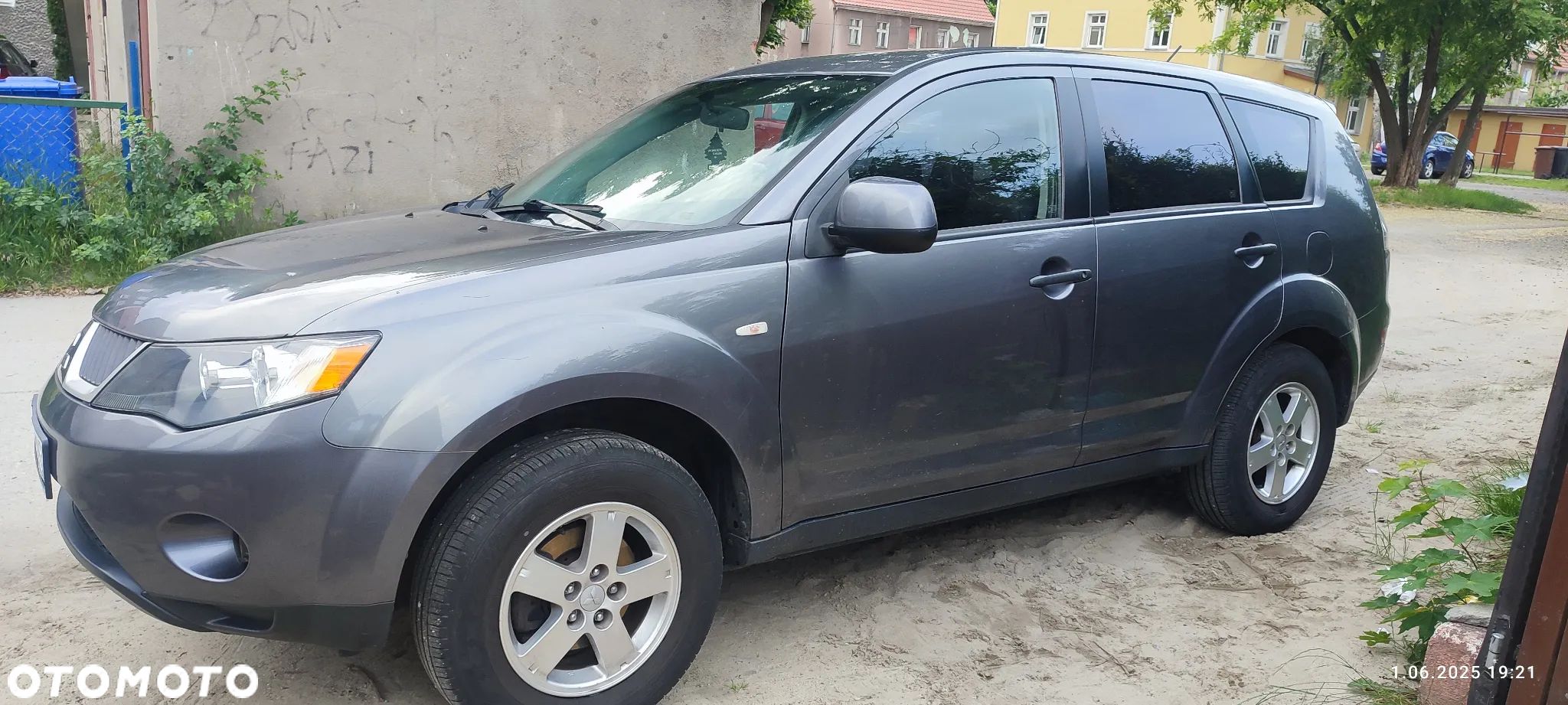 Mitsubishi Outlander 2.4 2WD - 1