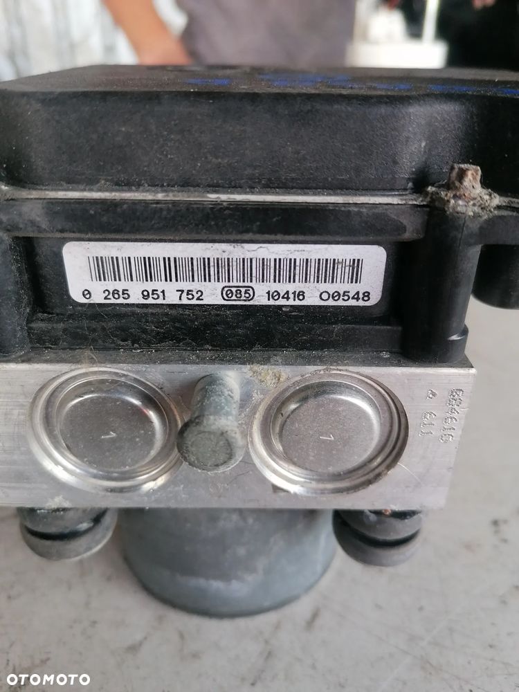 OPEL CORSA D 12r 1.2 16V POMPA HAMULCOWA ABS 13350598 - 2