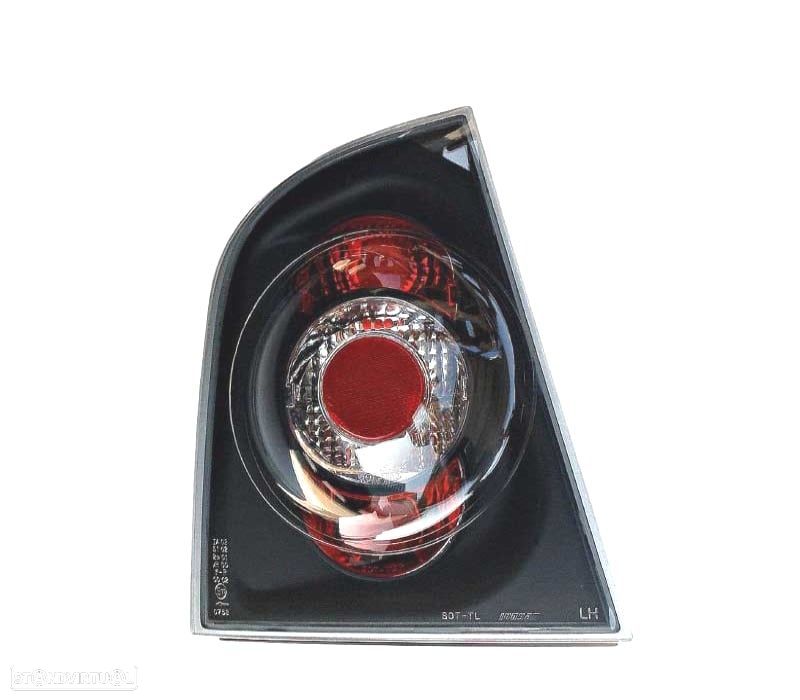 FAROLINS TRASEIROS SKODA OCTAVIA 96-04 PRETO - 2