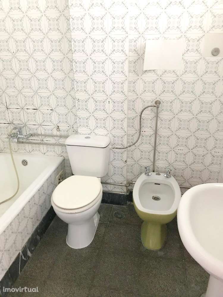 T2 luminoso em Odivelas com marquise! - Grande imagem: 5/13