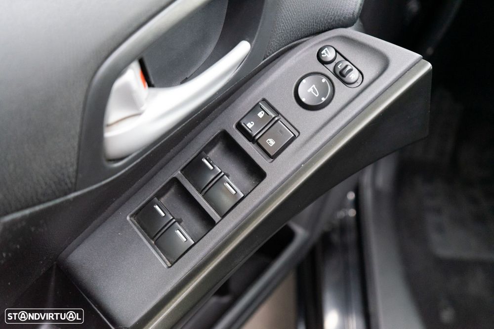 Honda Civic Tourer 1.6 i-DTEC Comfort Navi — fotografia 17