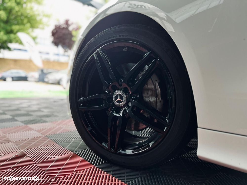 Mercedes-Benz E 220 d AMG Line - 15