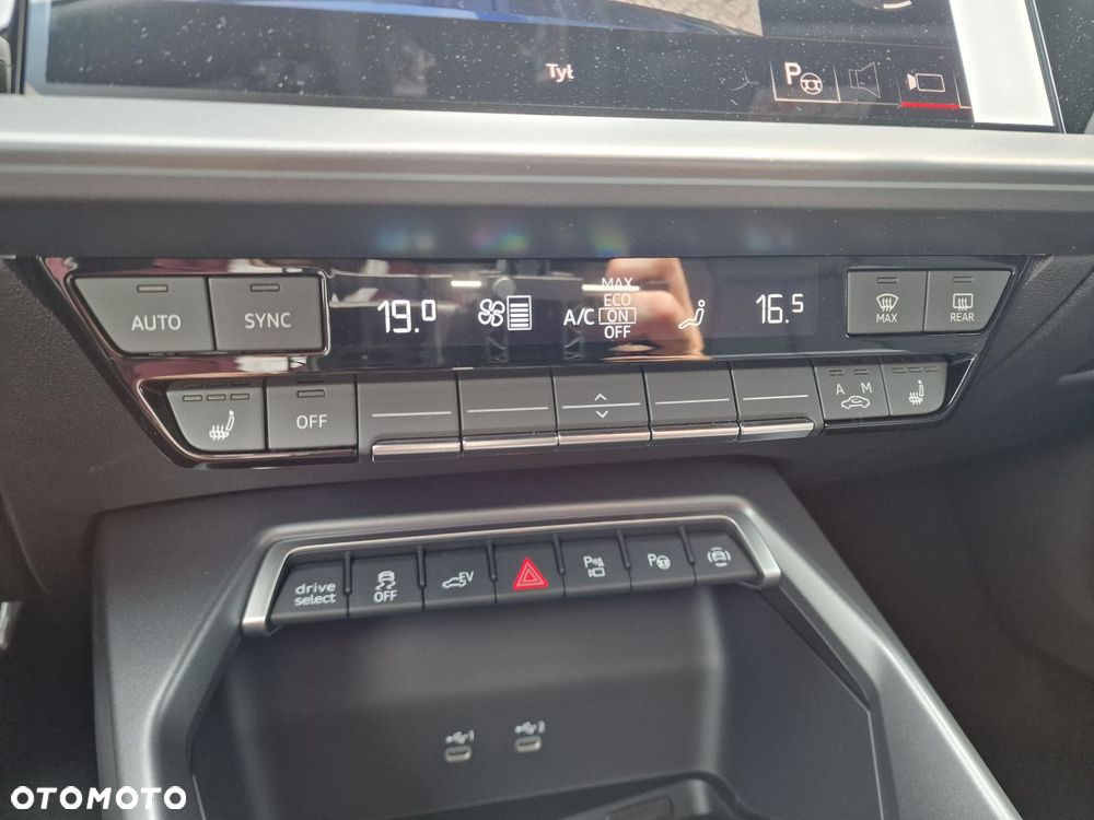 Audi A3 Sportback - 18