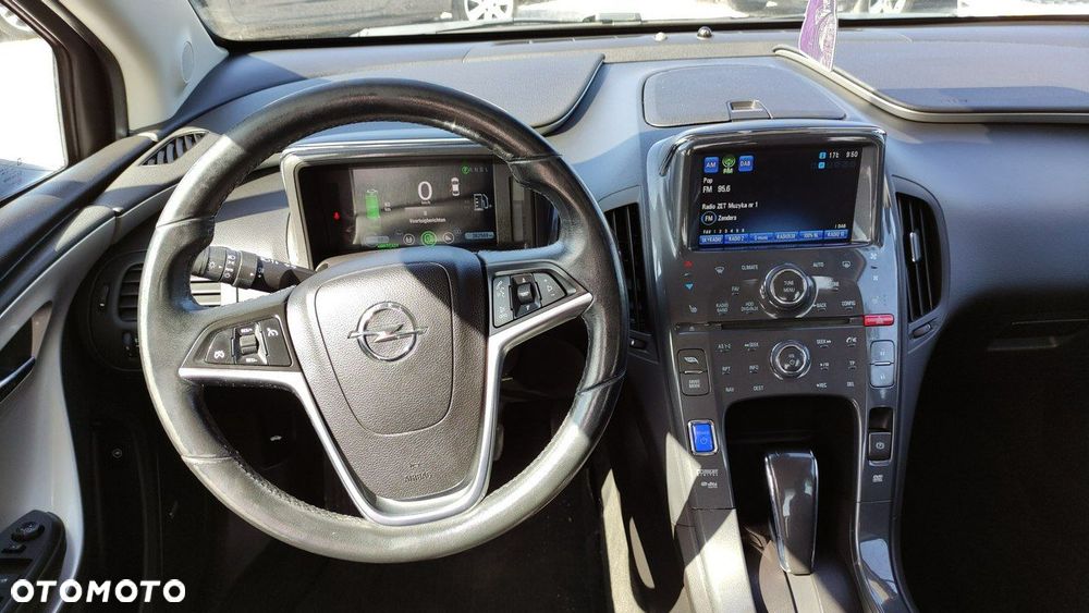 Opel Ampera - 31