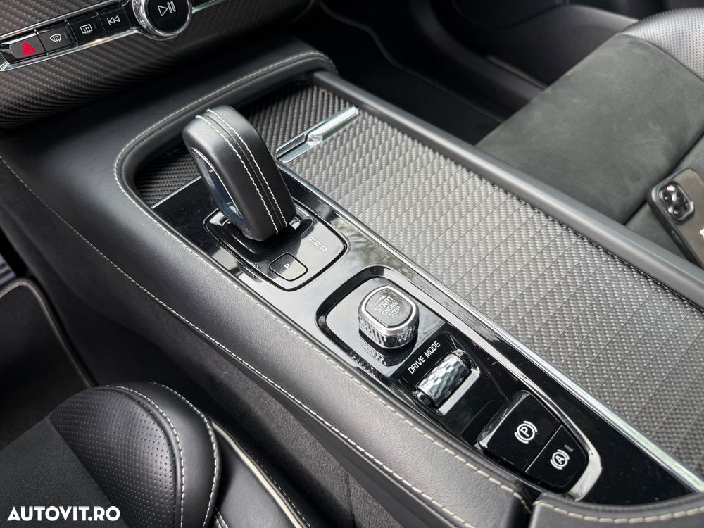 Volvo XC 90 B5 D AWD Geartronic RDesign - 28