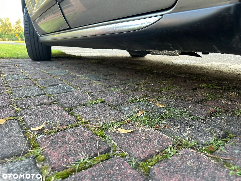 Peugeot 3008 1.6 HDi Premium - 33