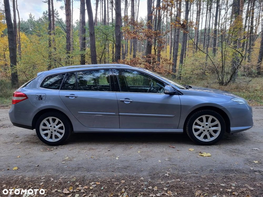 Renault Laguna - 8