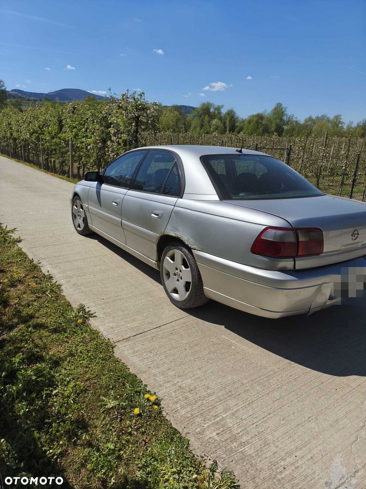 Opel Omega - 3