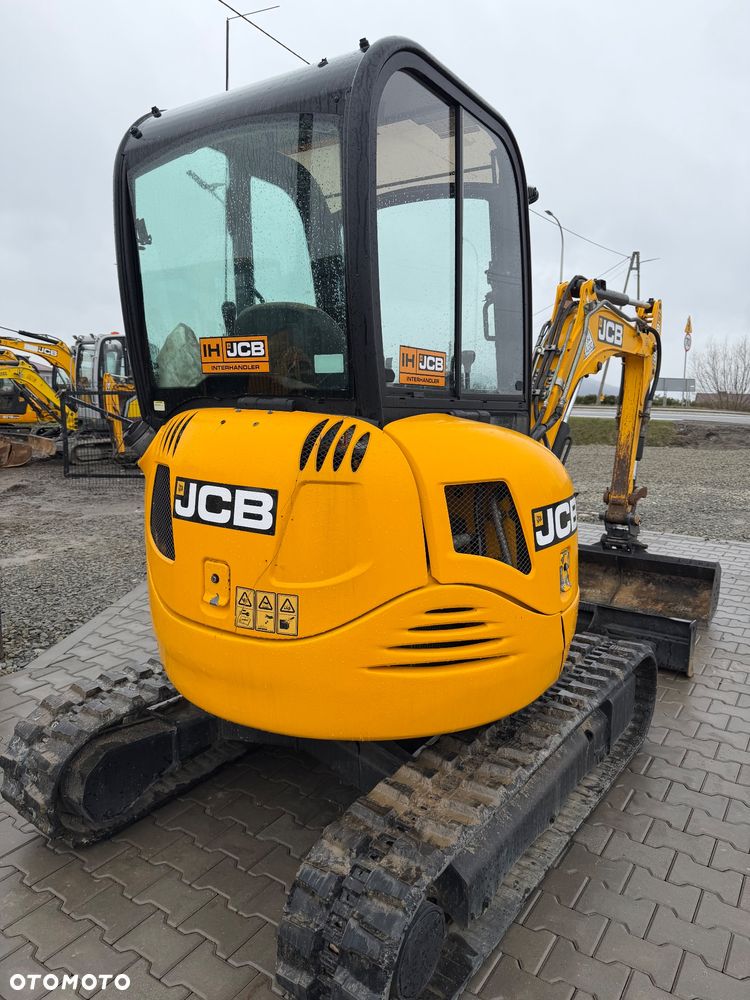 JCB 8025 - 3