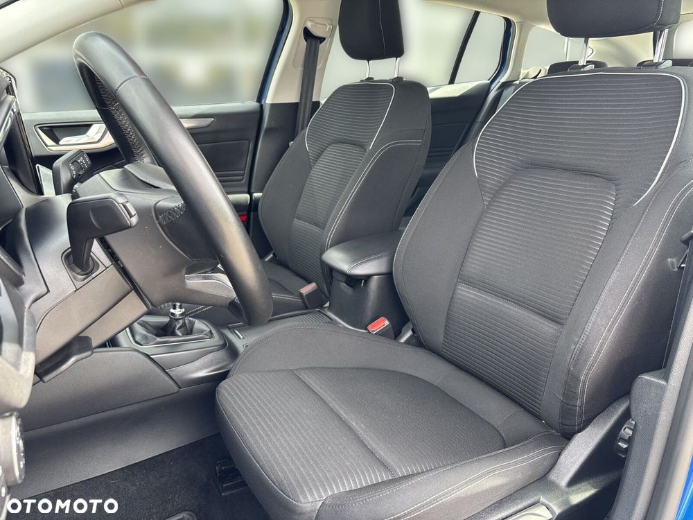 Ford Focus - 11