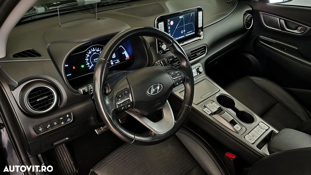 Hyundai KONA Business - 26