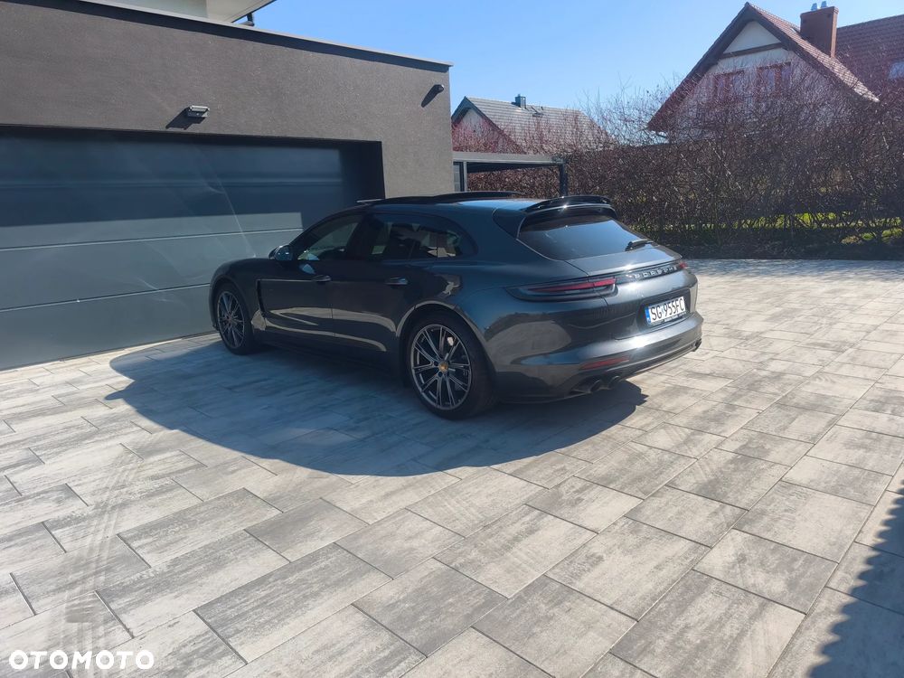 Porsche Panamera - 26