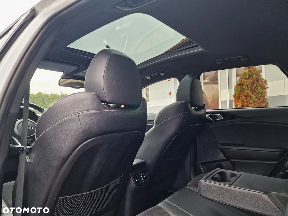 Kia Ceed 1.4 T-GDI OPF GT Line - 23