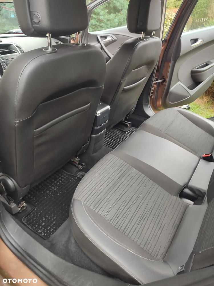 Opel Astra 1.6 Active EU6 - 17