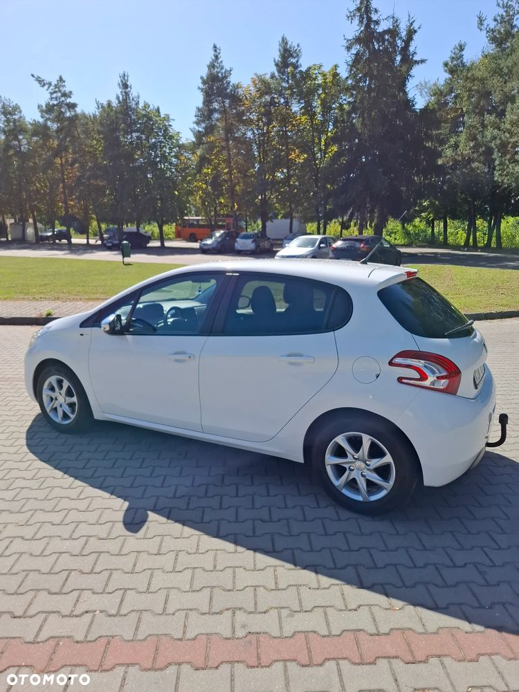 Peugeot 208 82 VTI Style - 5