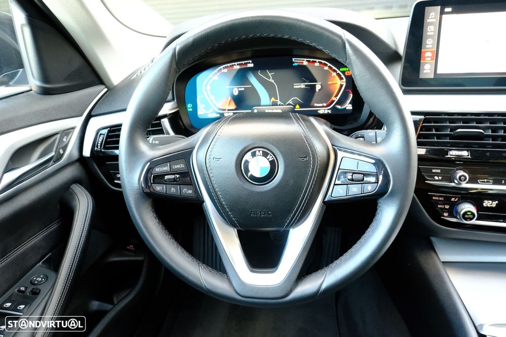 BMW 520 d Auto - 14