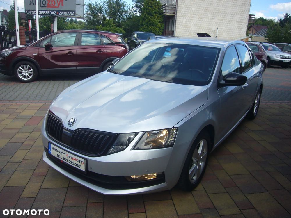 Skoda Octavia 1.5 TSI ACT Ambition - 3