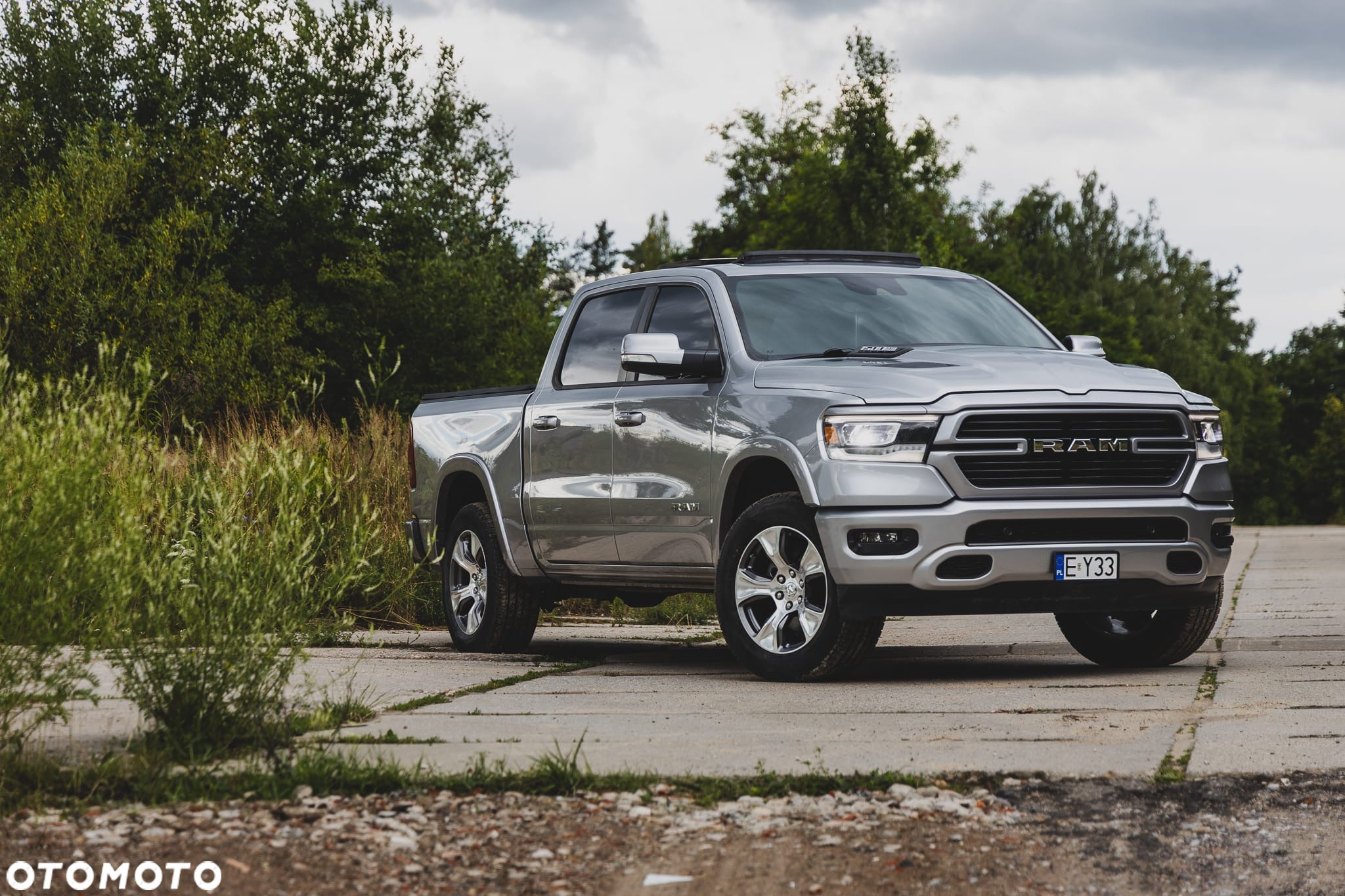 Dodge RAM 1500 5.7 4x4 - 2