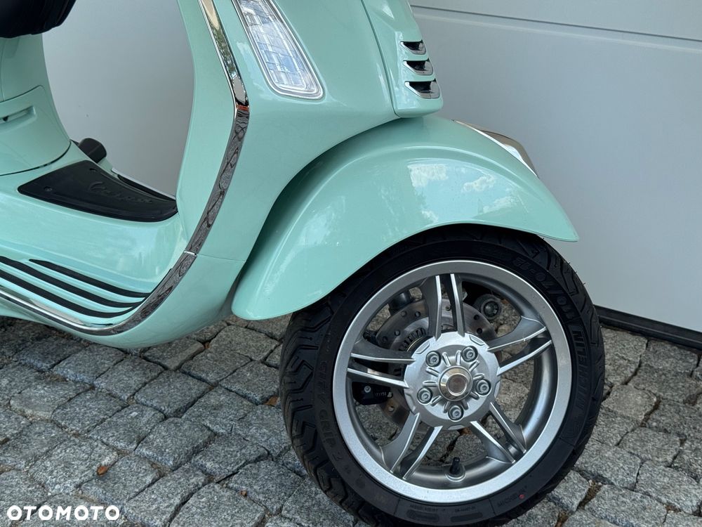 Piaggio Vespa - 4