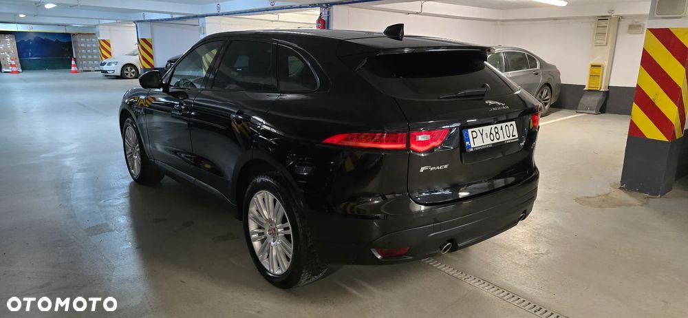 Jaguar F-Pace 2.0 i4D AWD Prestige - 2