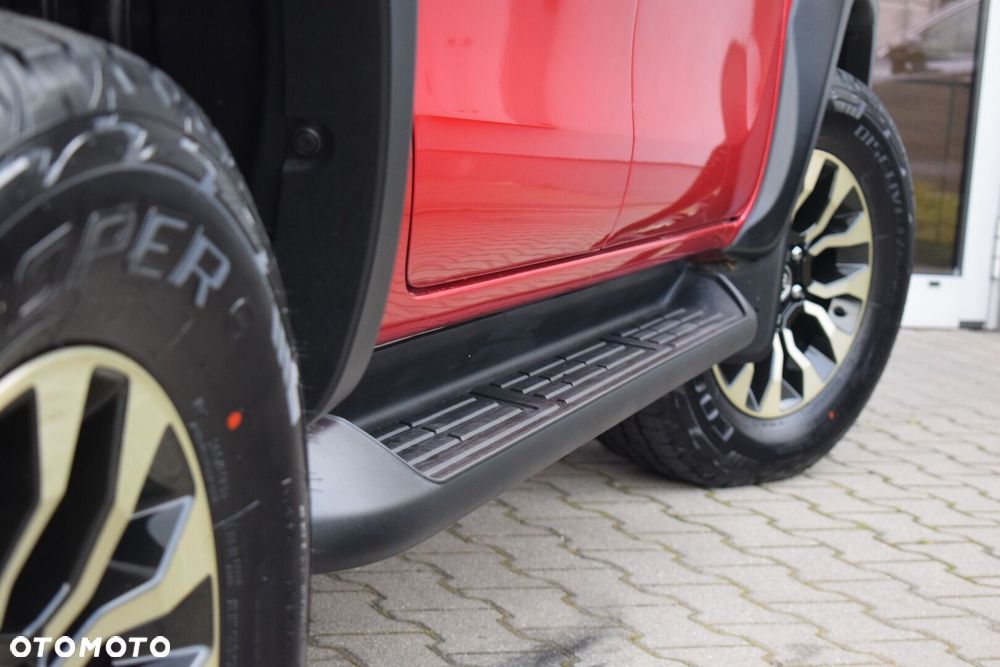 Toyota Hilux 2.8 D-4D Double Cab GR Sport 4x4 - 32