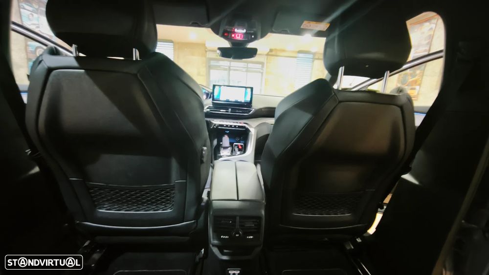 Peugeot 3008 1.6 Hybrid4 GT Line e-EAT8 - 26