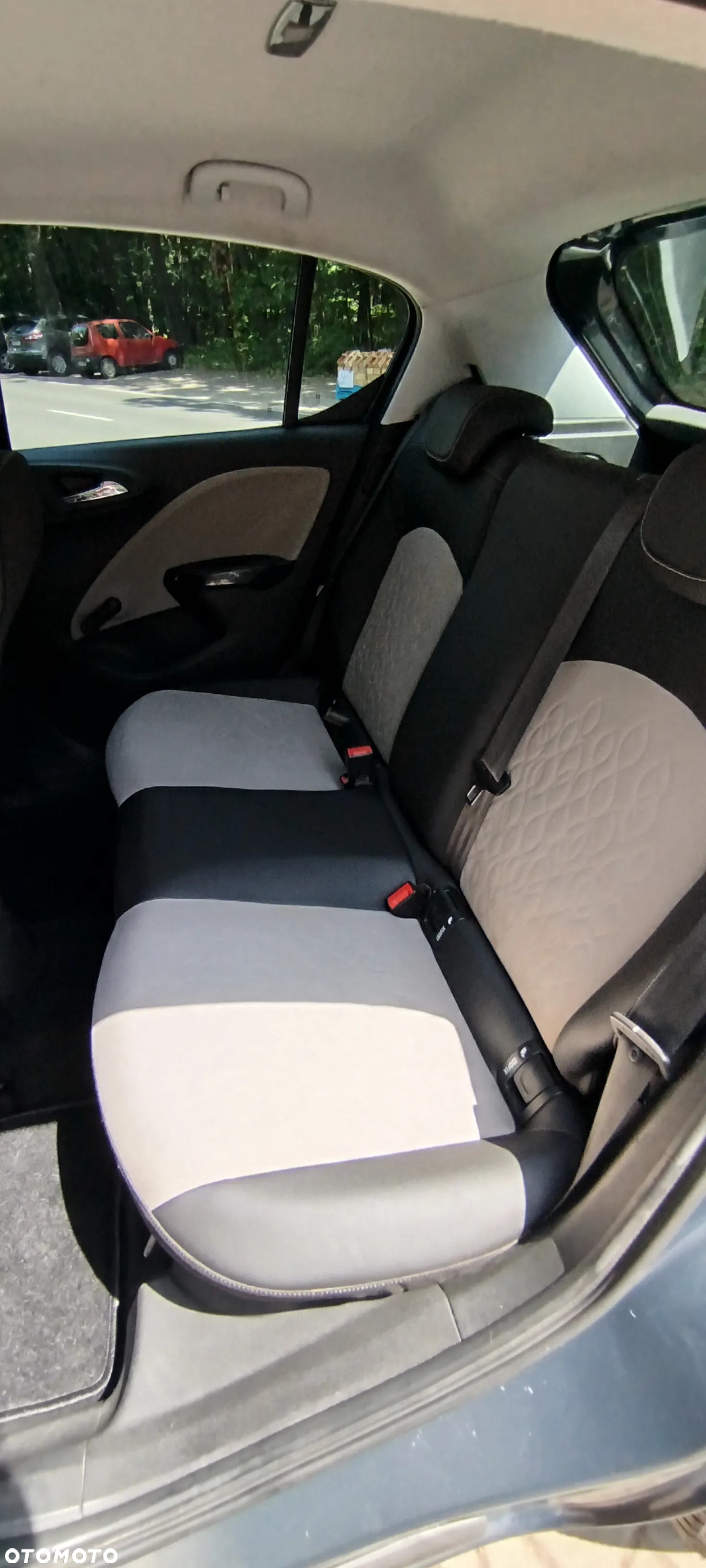 Opel Corsa 1.4 T Cosmo S&S - 9