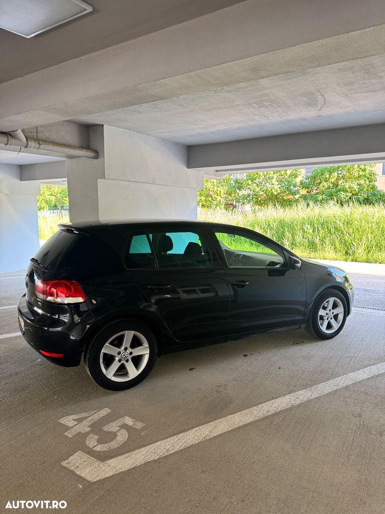 Volkswagen Golf 2.0 TDI Comfortline - 10