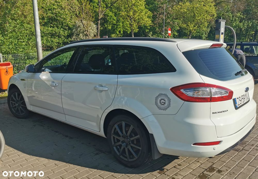 Ford Mondeo 2.0 TDCi Business Edition - 30