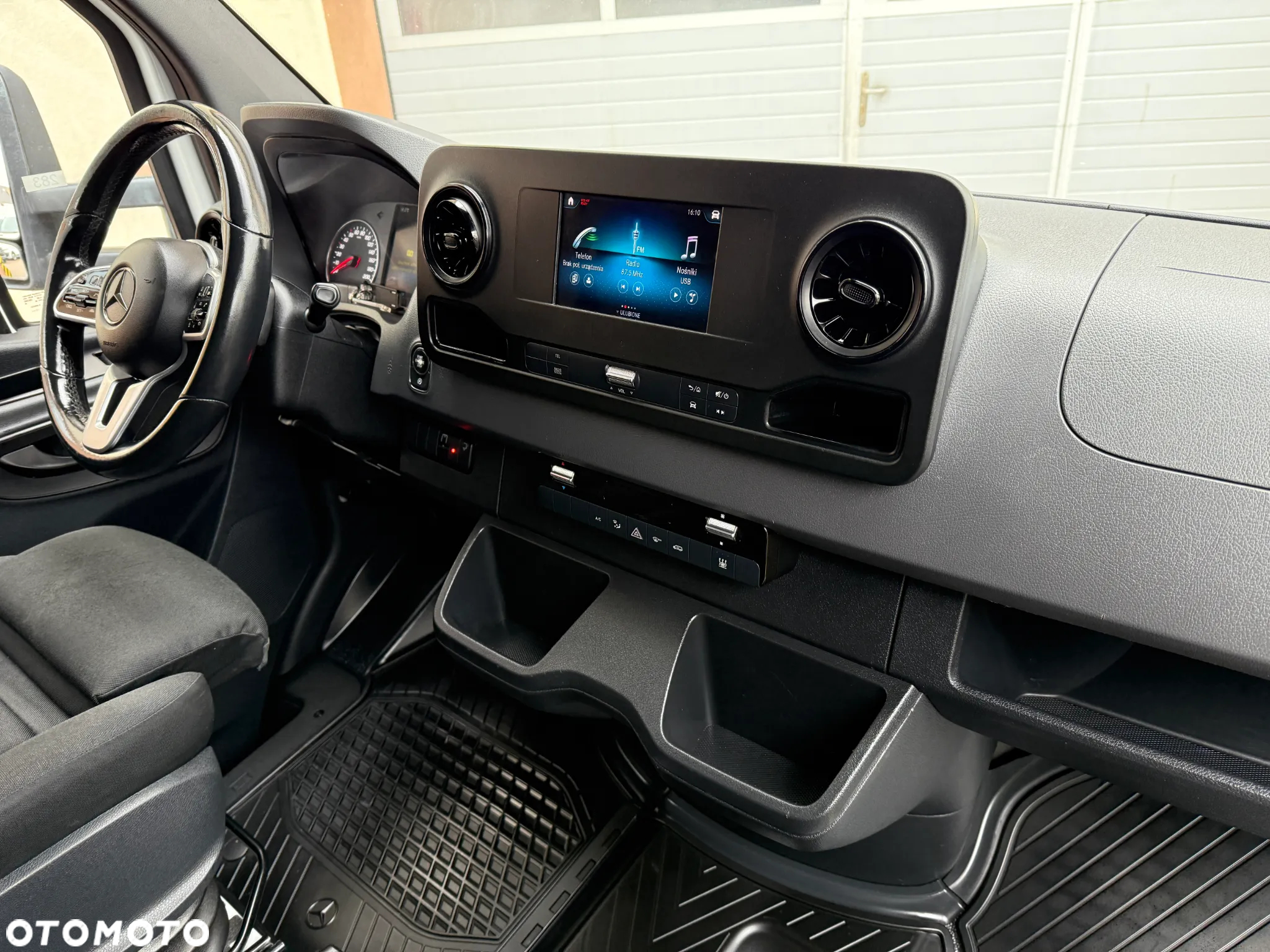 Mercedes-Benz Sprinter 3.0 V6 Izoterma Winda - 24