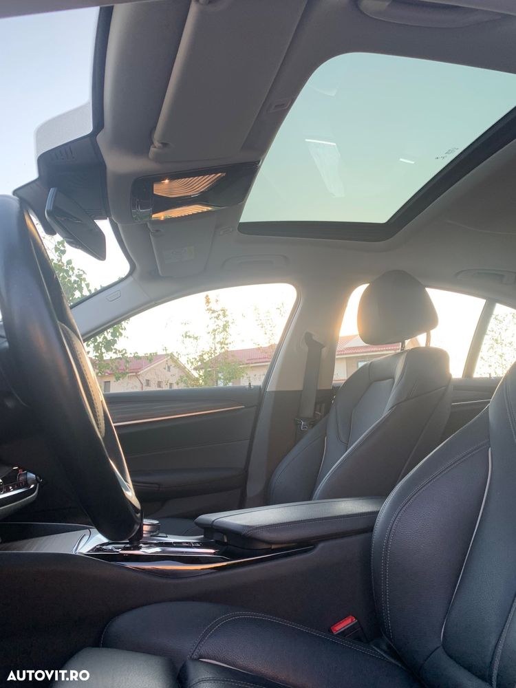 BMW Seria 5 520d Aut. - 9