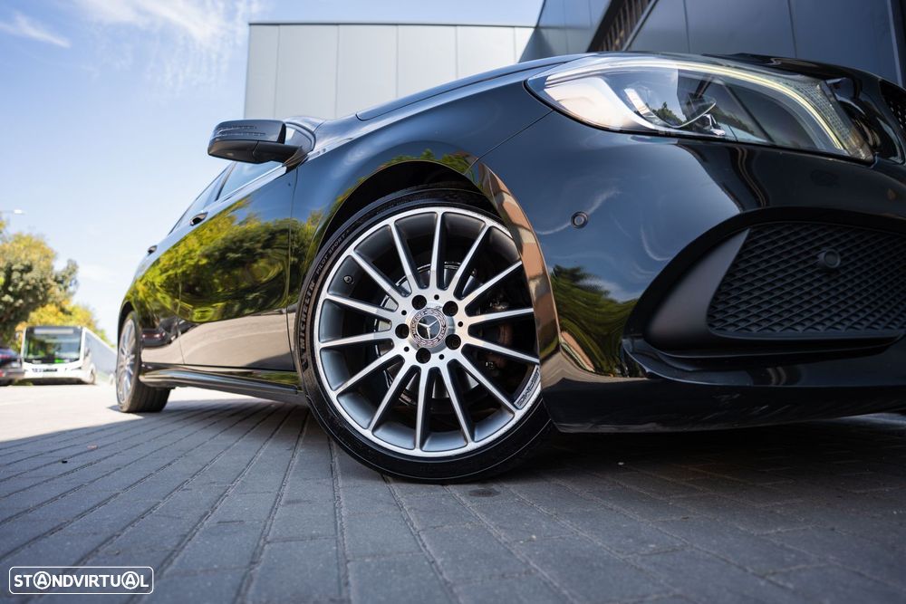 Mercedes-Benz A 180 d AMG Line - 23