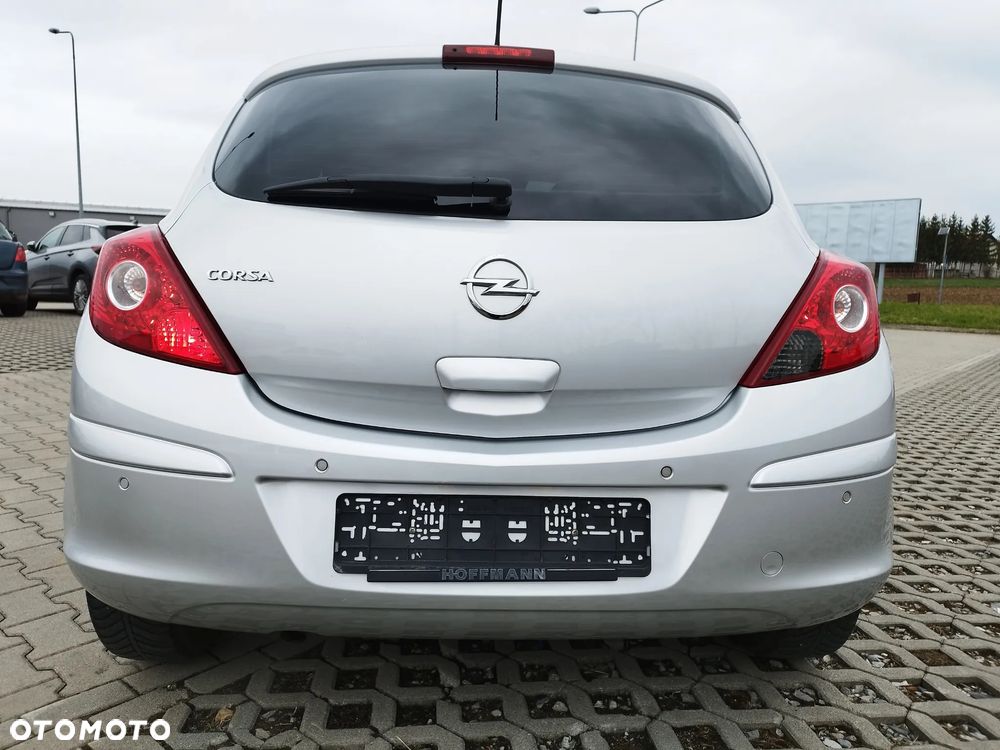 Opel Corsa - 8